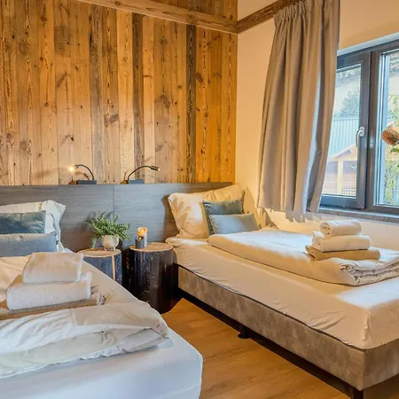 Naturchalet Am Afritzer 샬레 애프리츠